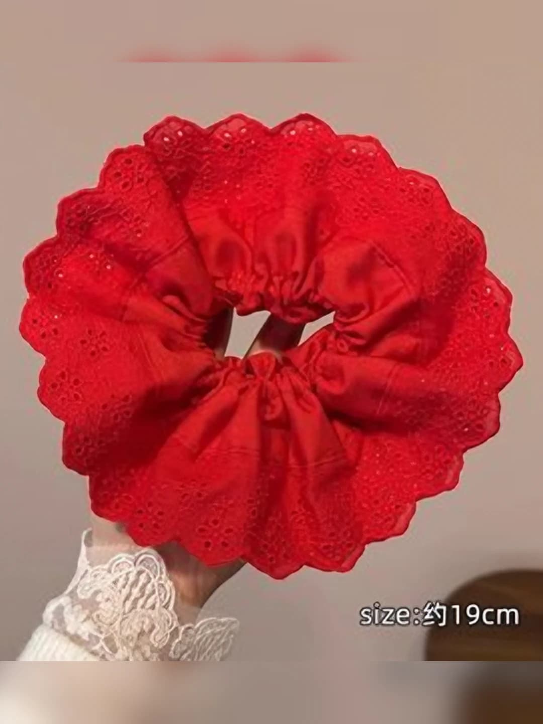3# red lace scrunchie (4 layers)