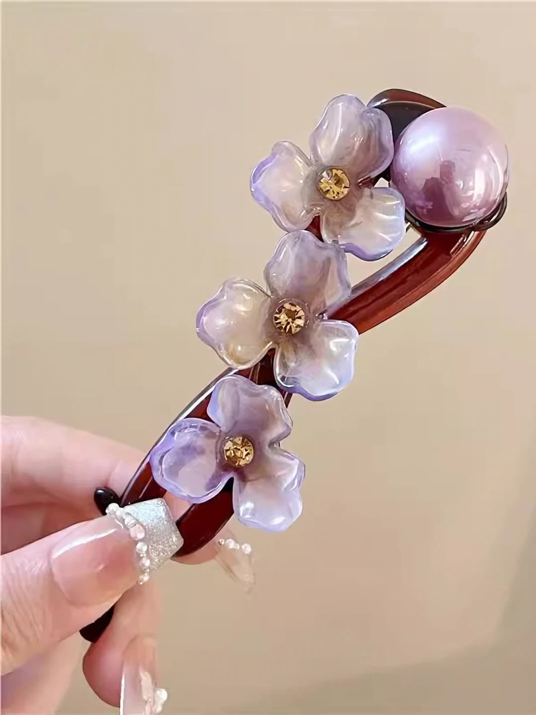 Light purple clip