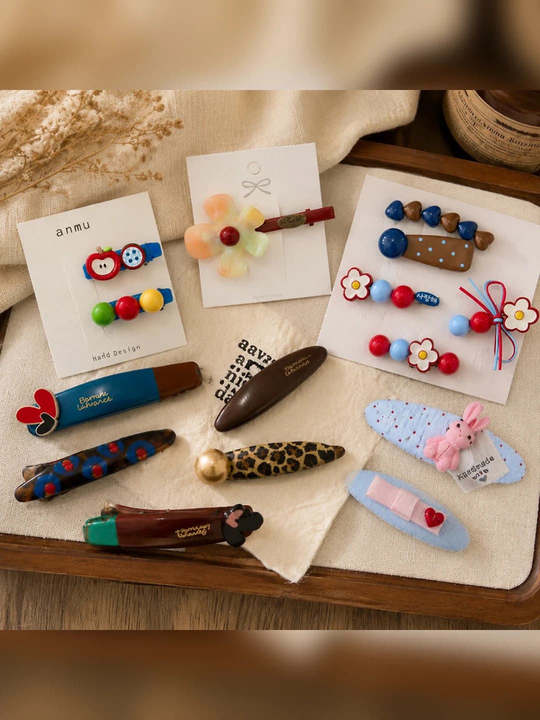 Women's hair clips: colorful flowers, round beads, red and blue contrast edge, for bangs, Korean style, sweet and cute hair accessory