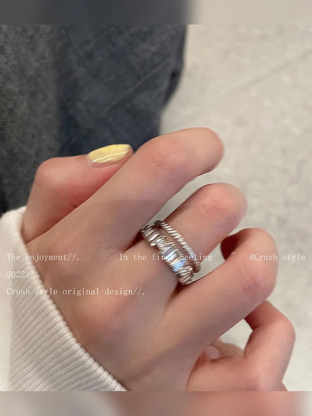 Zircon ring