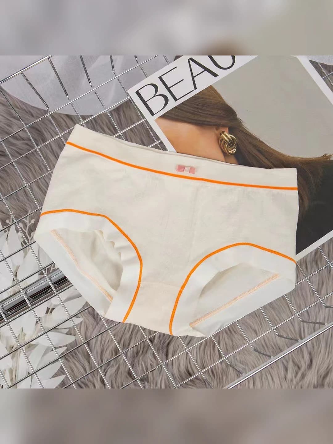 White (with lining)