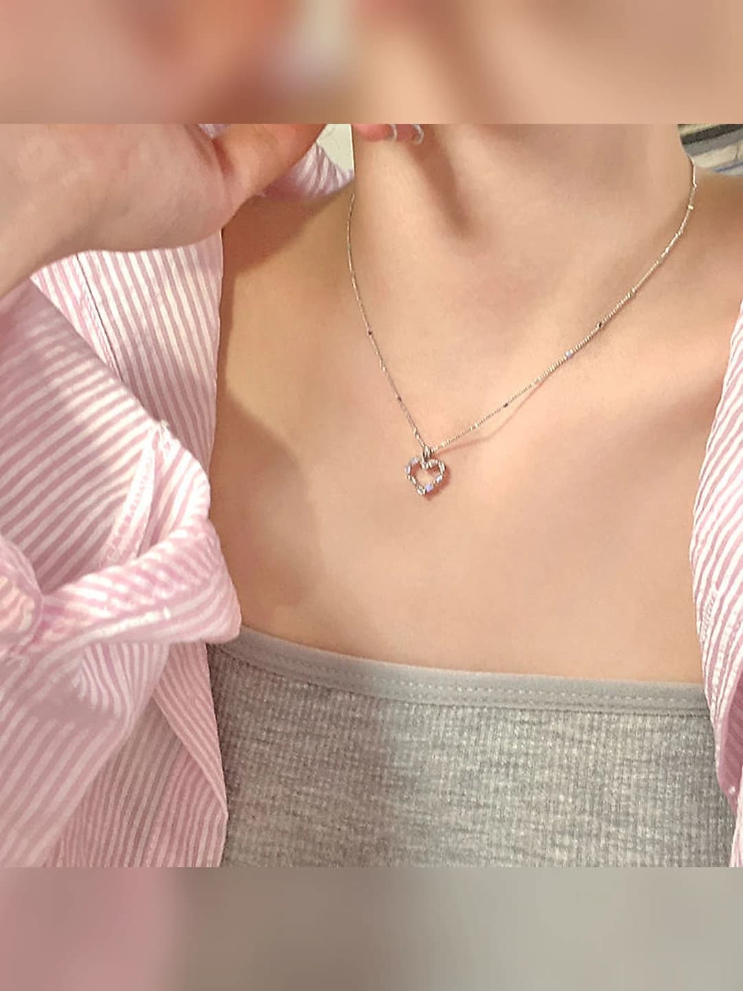 Irregular heart necklace