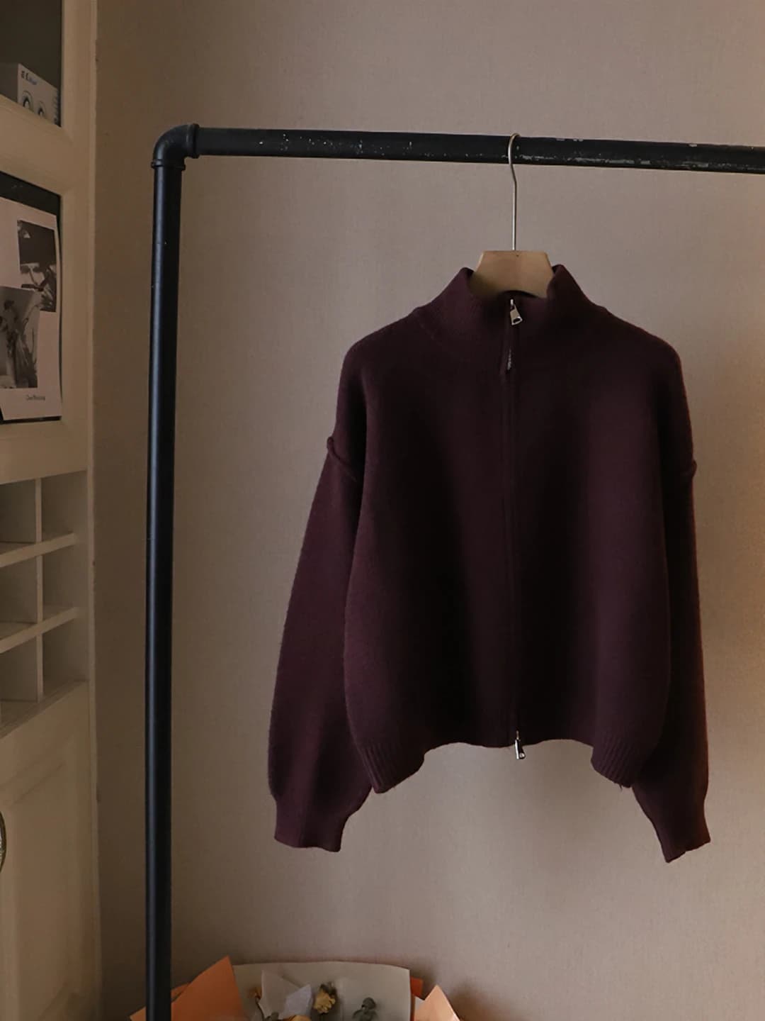 Wine red