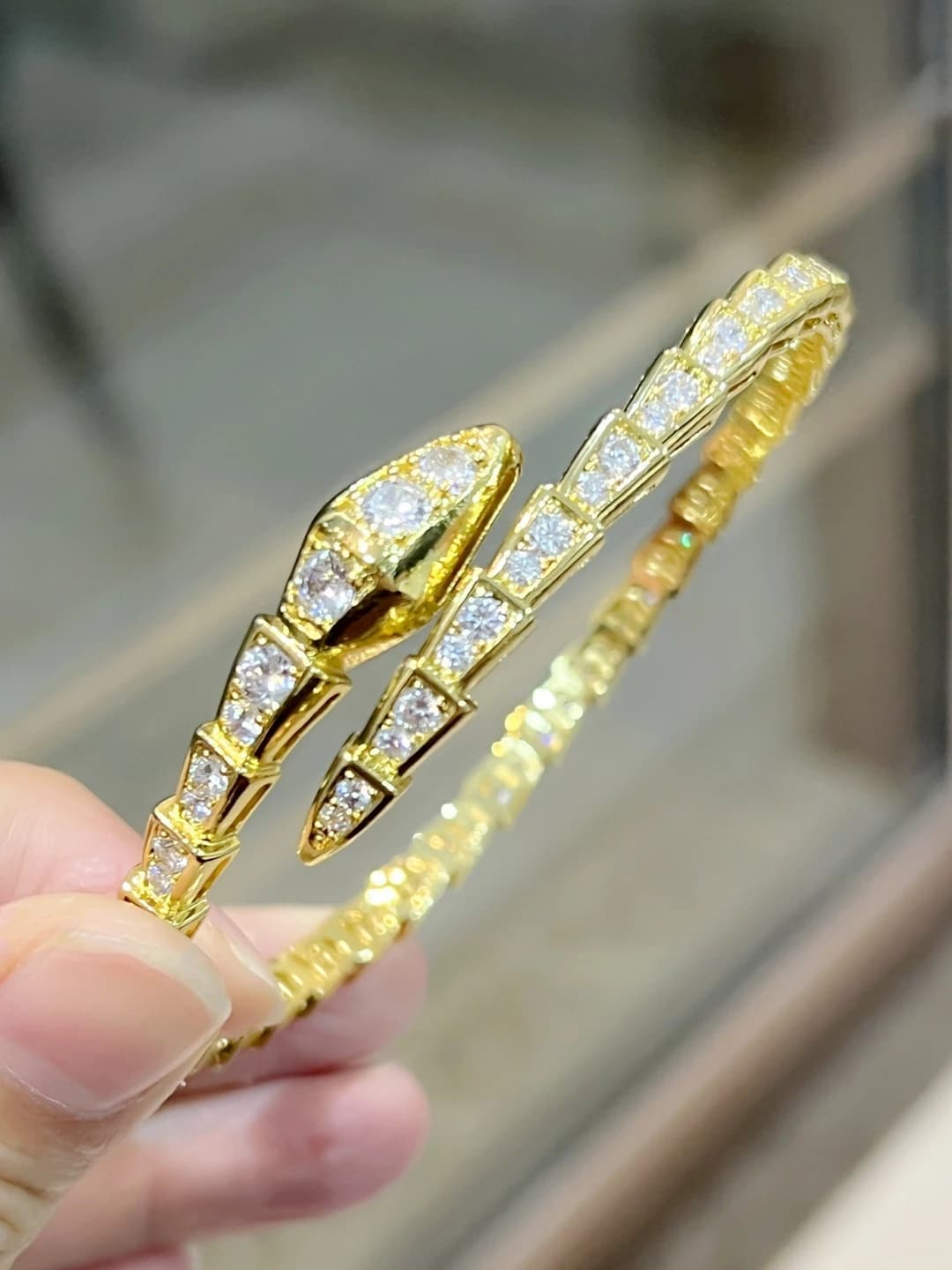 Gold, full diamond