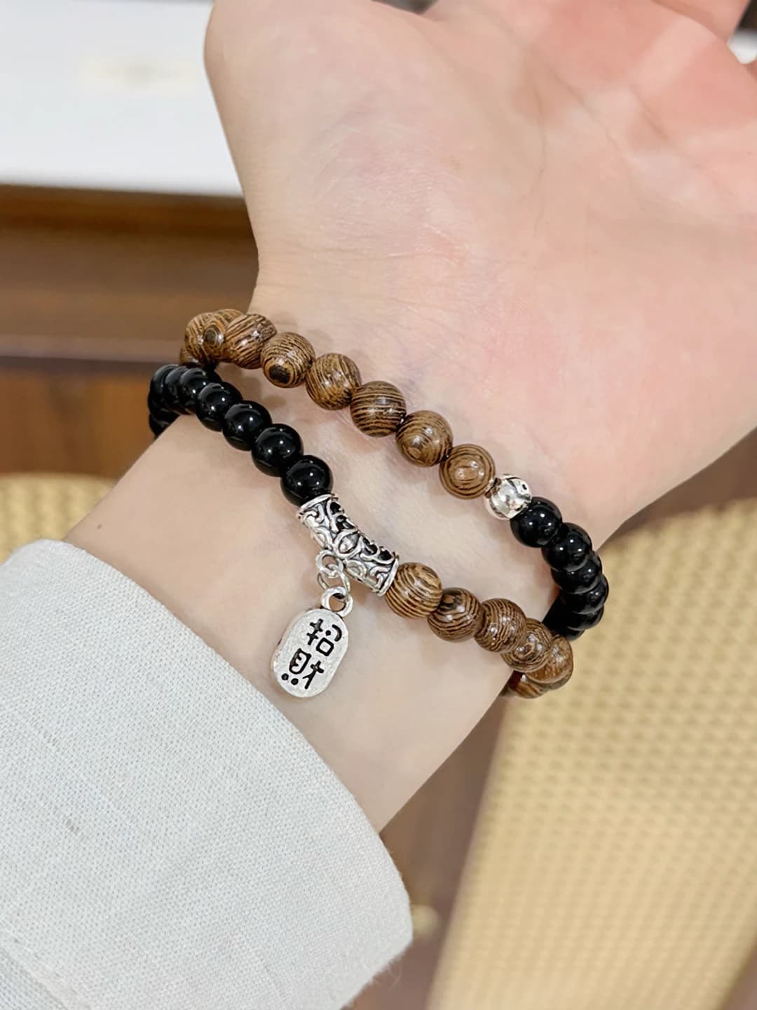 M662 Ikki halqali yuvarak yog'och bilakuzuk