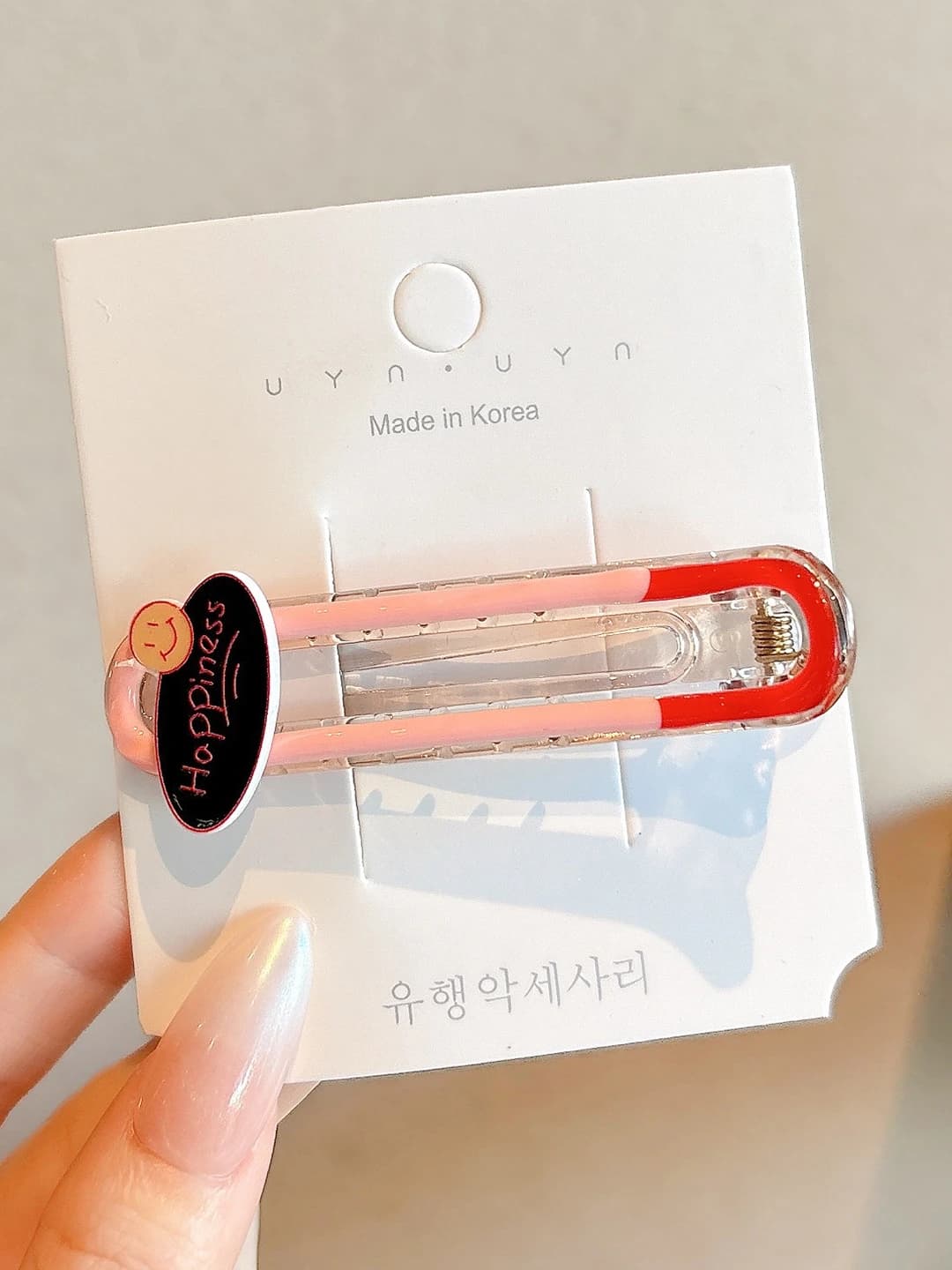 Red-pink colour-block clip, 6.8 cm