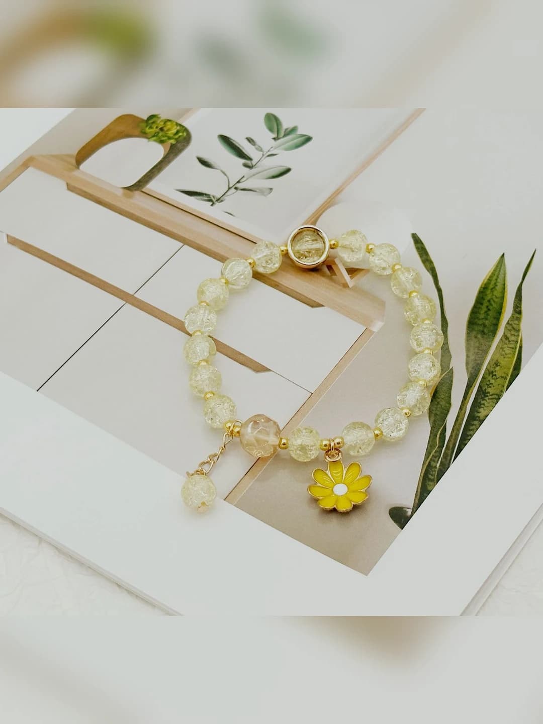 Yellow small daisy chain
