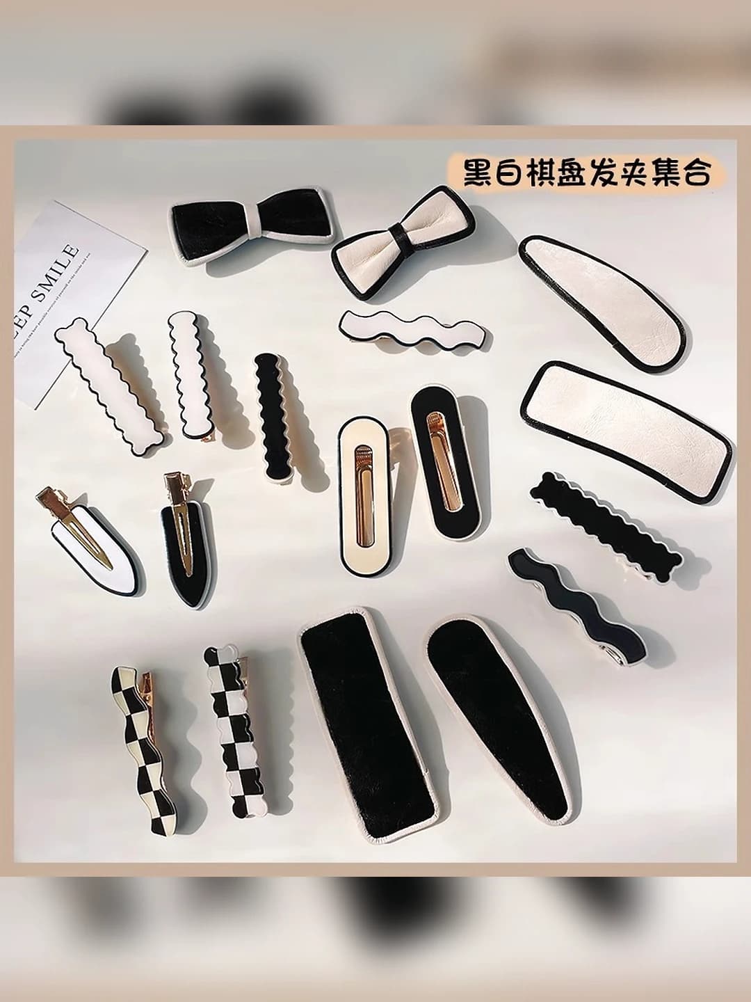 Women's seamless hair clips in Korean style with black and white checkerboard pattern