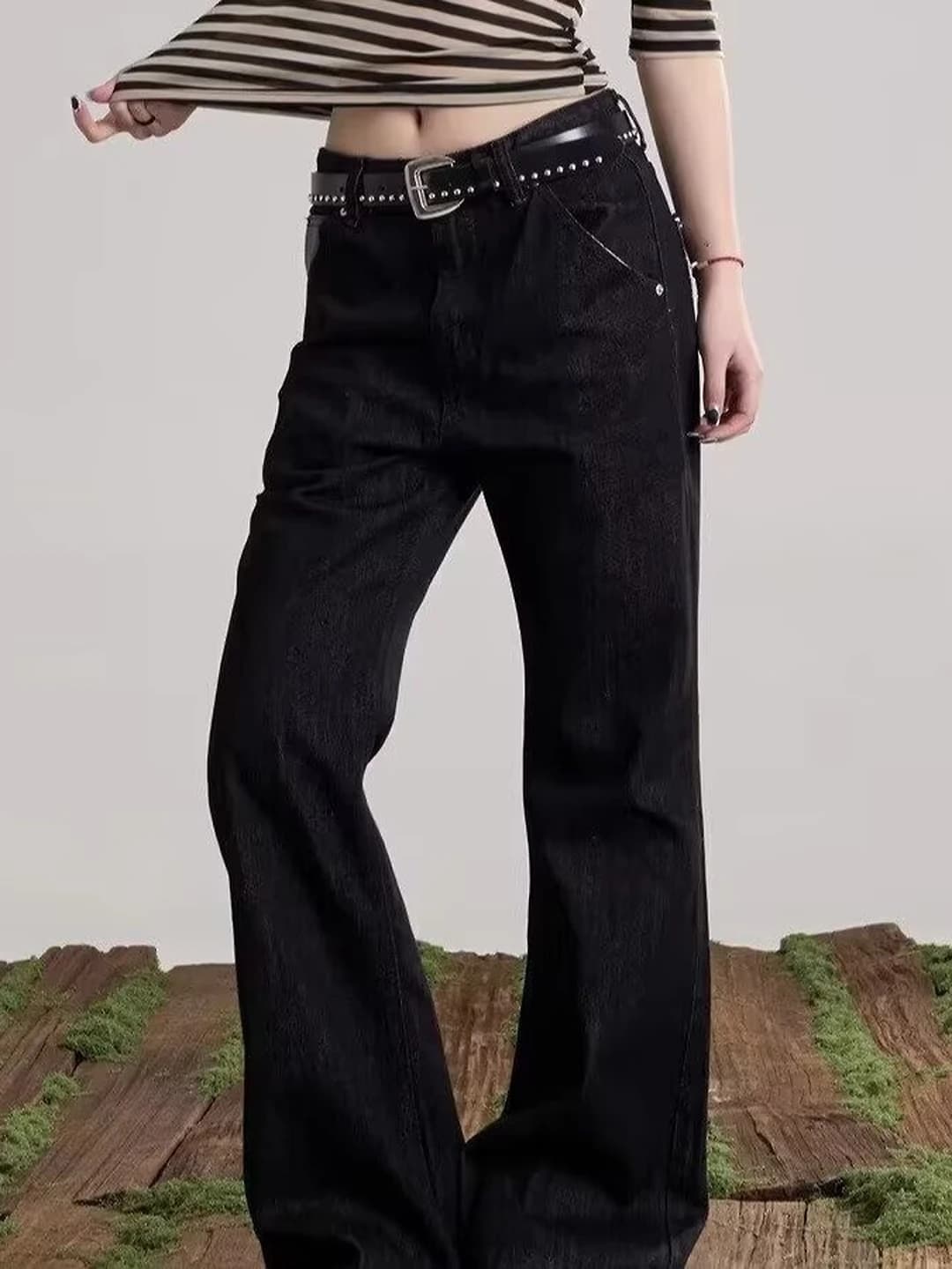 Women's retro embroidered wide and flared jeans, loose fit, casual