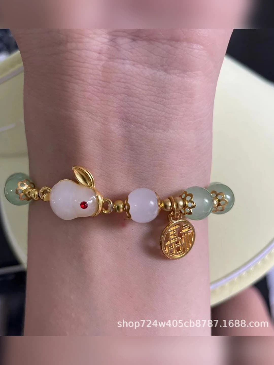 Light green bead jade rabbit bracelet