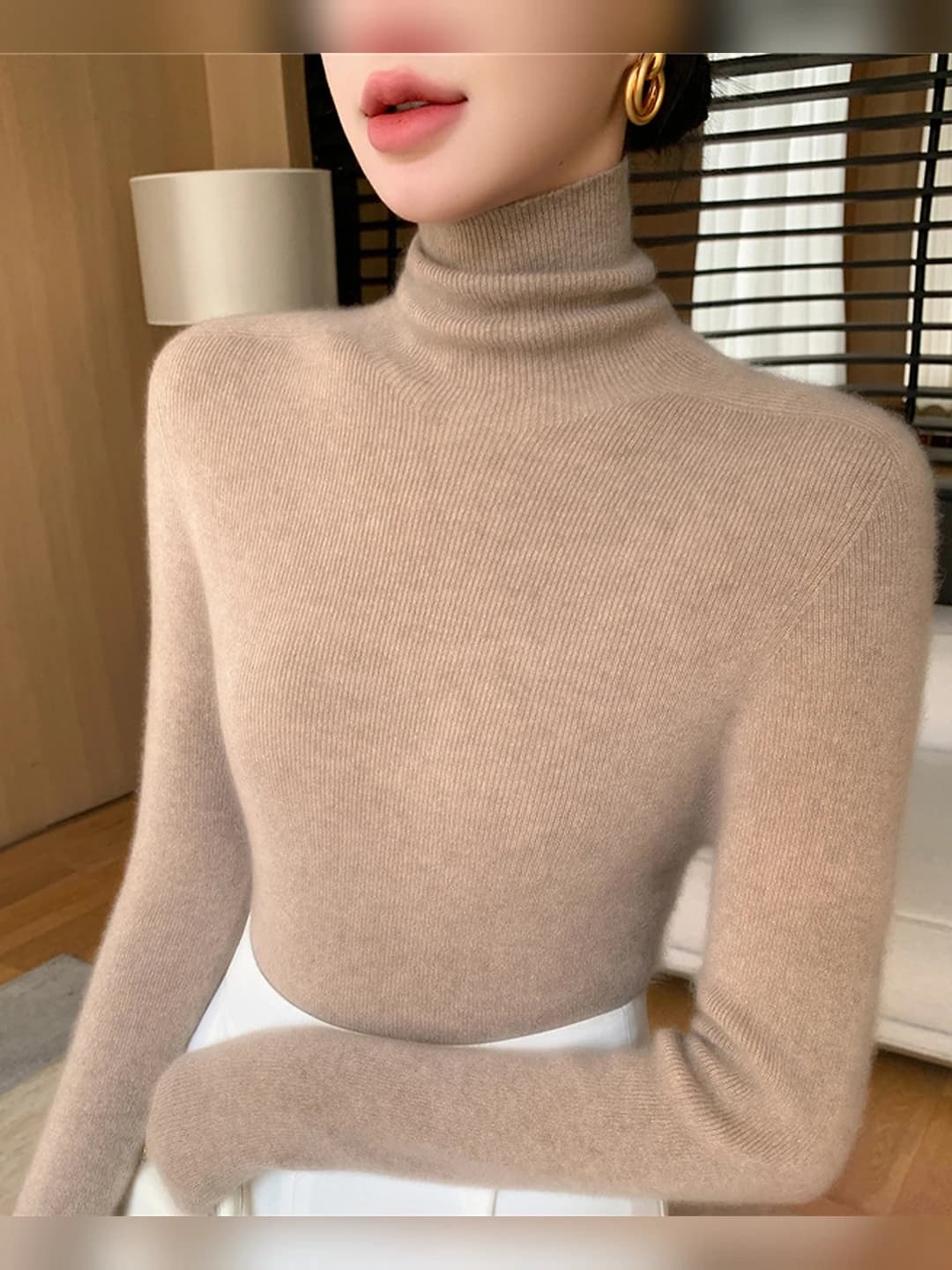 Ayollar uchun kuz-qishgi bir rangli, tanaga yopishgan, nozik ko'rsatadigan, uzun yengli, baland yoqali, 100% poliester (andi vel) vodolazka
