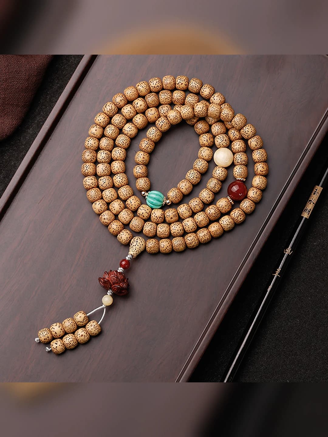 Bai Shi, 108 gold seed design