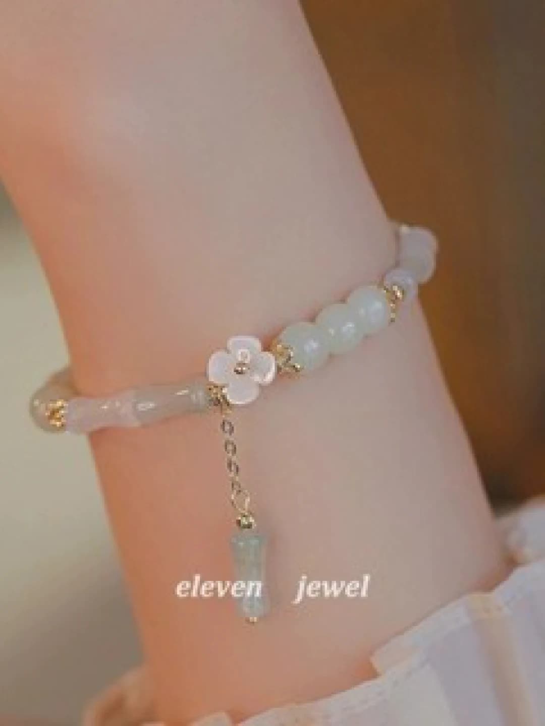Bamboo floral bracelet SZ449