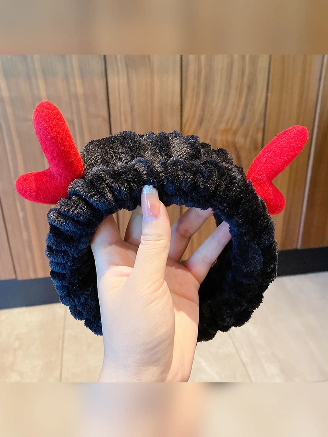 58# Small dragon, black, ~20 cm