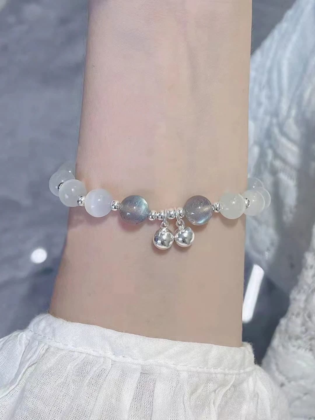 0244# Grey moonstone, faux cat's eye