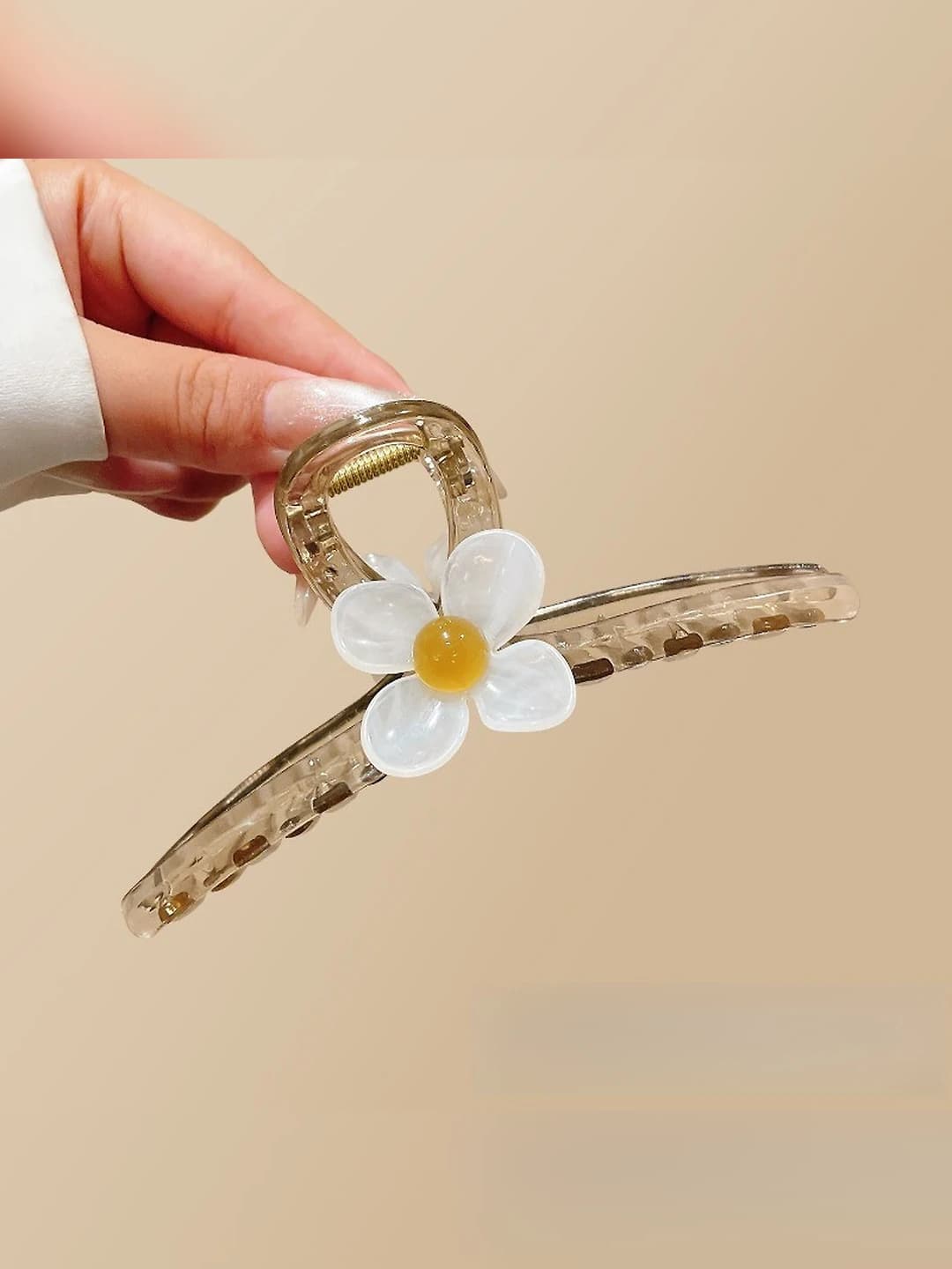 3# Beige flower clip 13 cm