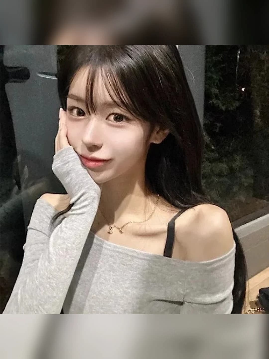 Женский топ со спущенными плечами, приталенный, с вырезом-лодочкой, длинным рукавом, короткий
