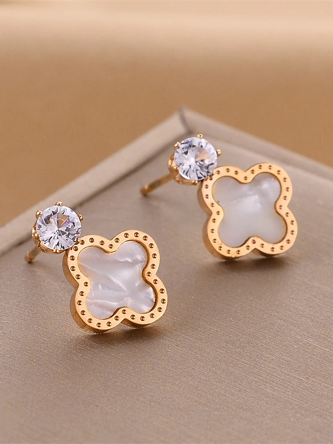 811-Rose gold white