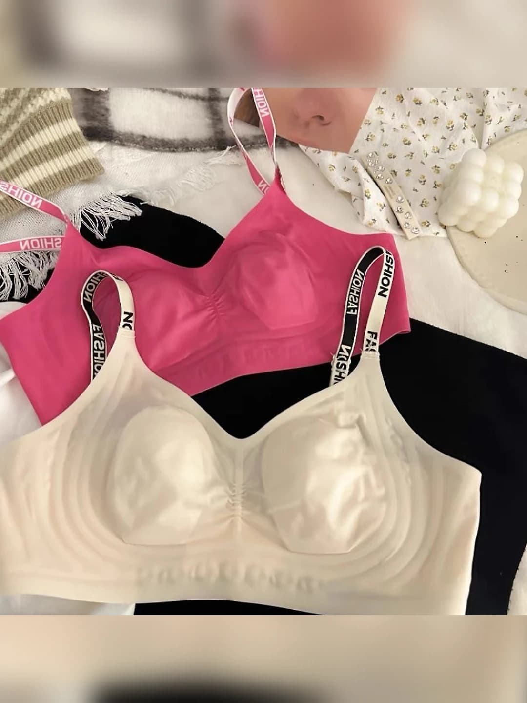 Seamless wireless bra for women: thin, 3/4 cup, push-up and side support