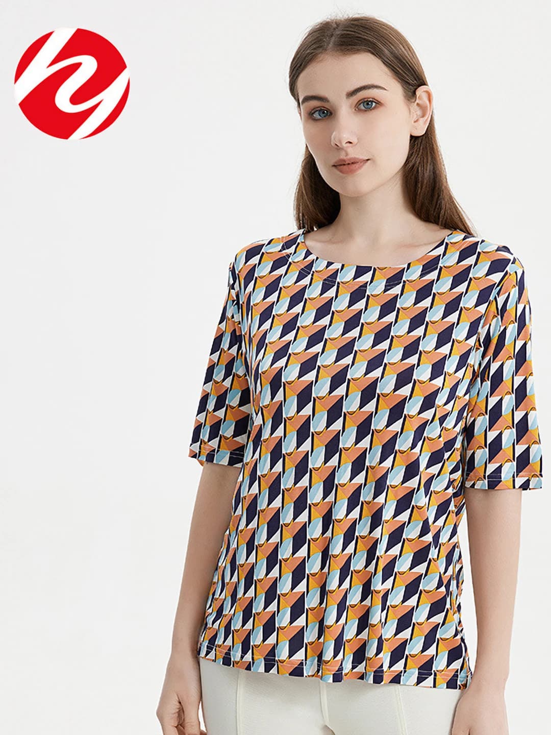 Women's plus size short sleeve printed crew neck loose fit t-shirt made of silk for summer