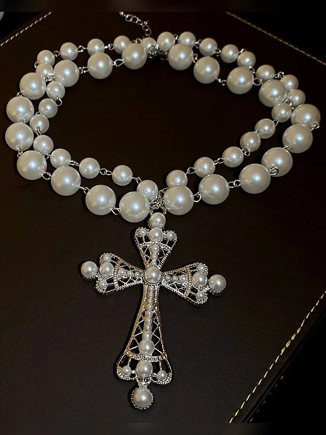 29# Necklace - Silver - White