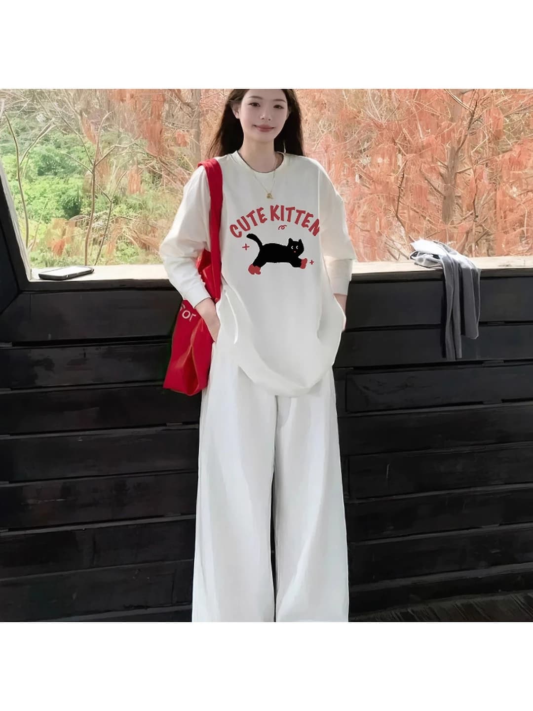 Women's white long sleeve t-shirt, 2026, pure cotton, loose fit, crew neck, printed, slimming