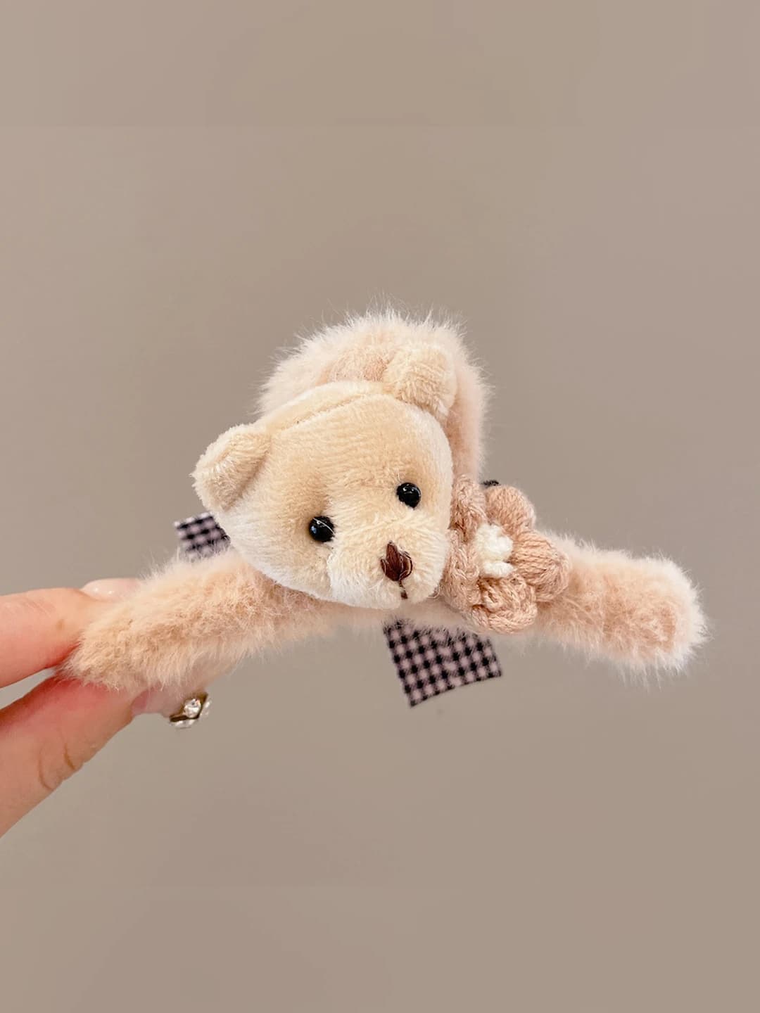 87# Light coffee flower, bear (1 pc)