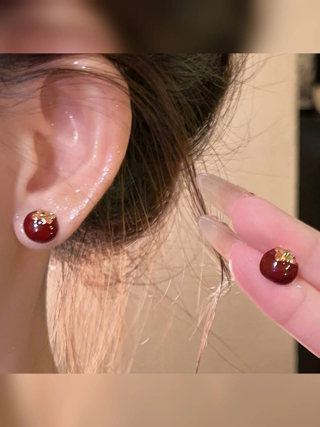 Red small persimmon earrings