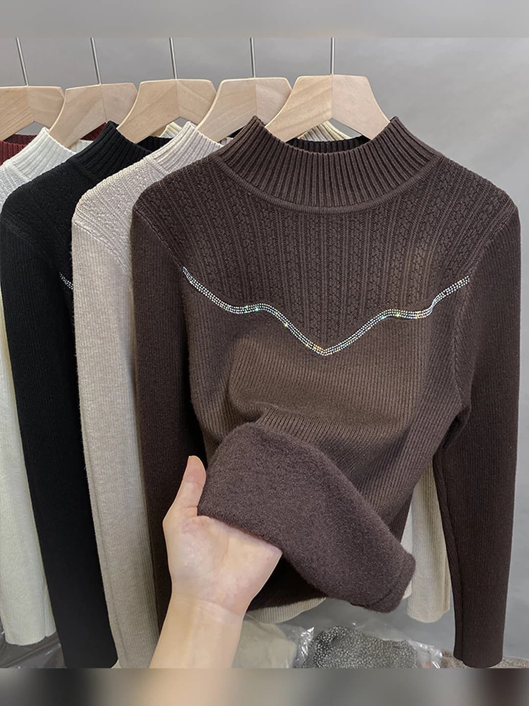 One-piece fleece brown