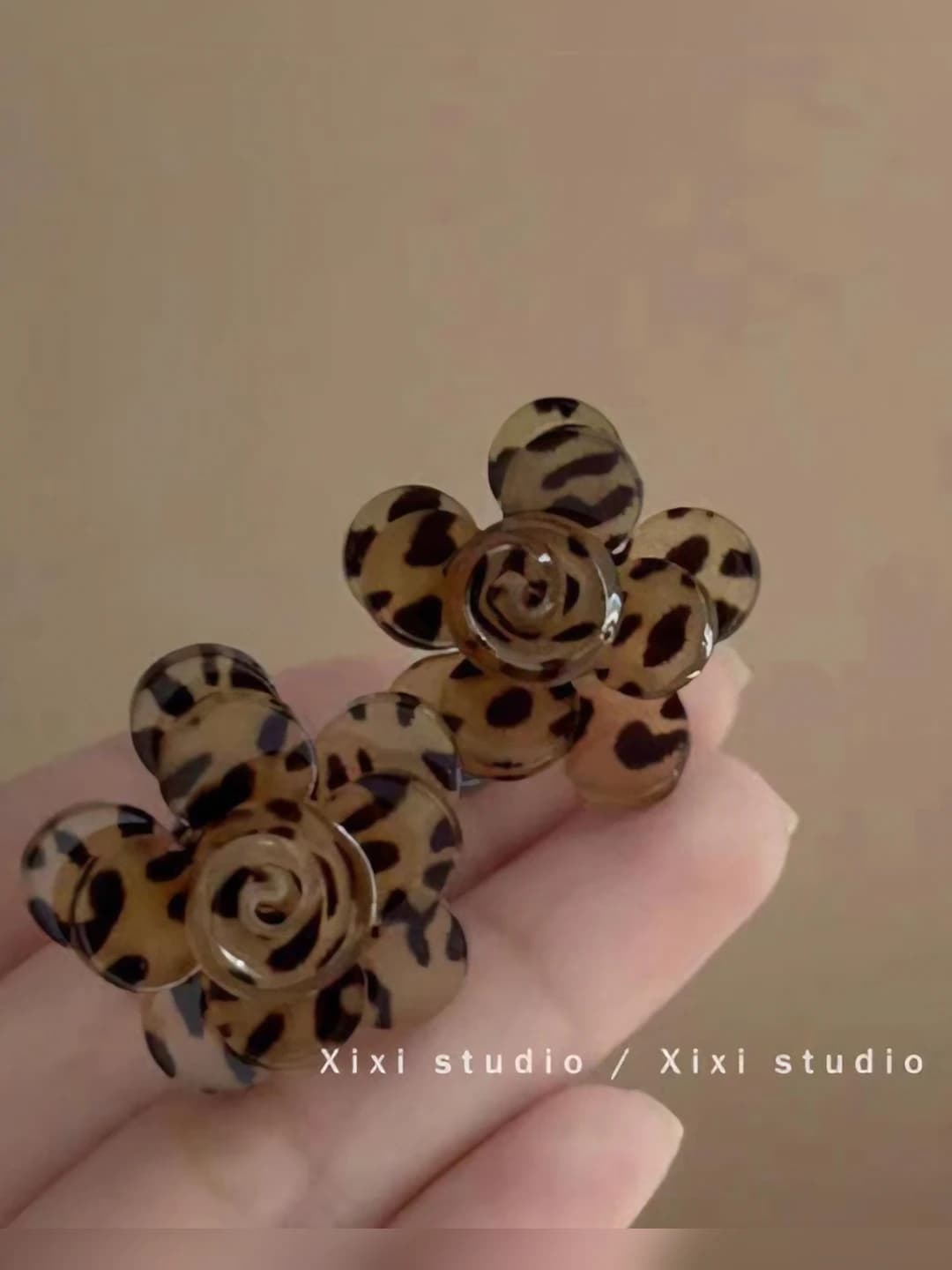 18# Rose flower spotted earrings