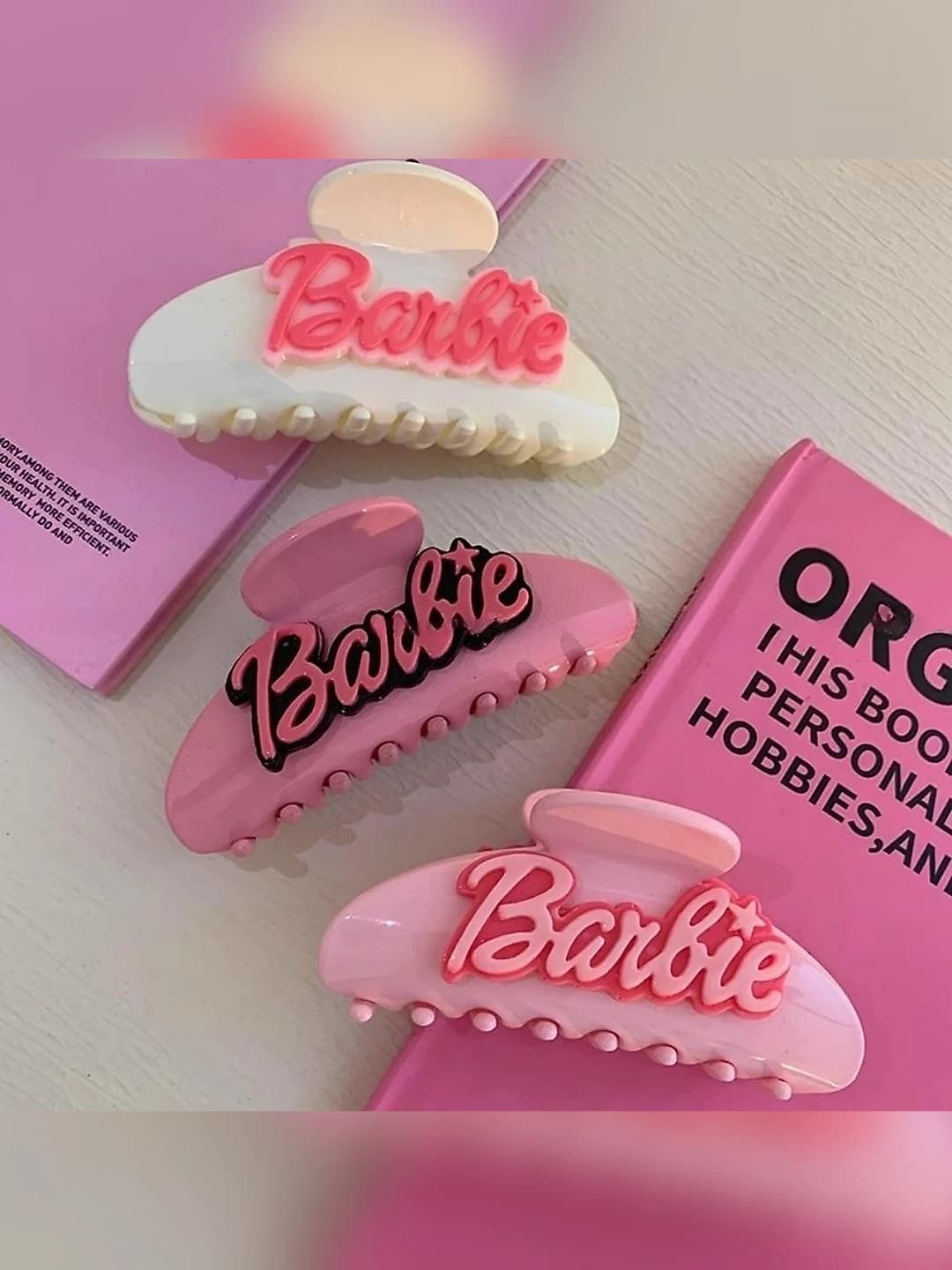 Women's pink acrylic hair claw clips with letters in y2k style