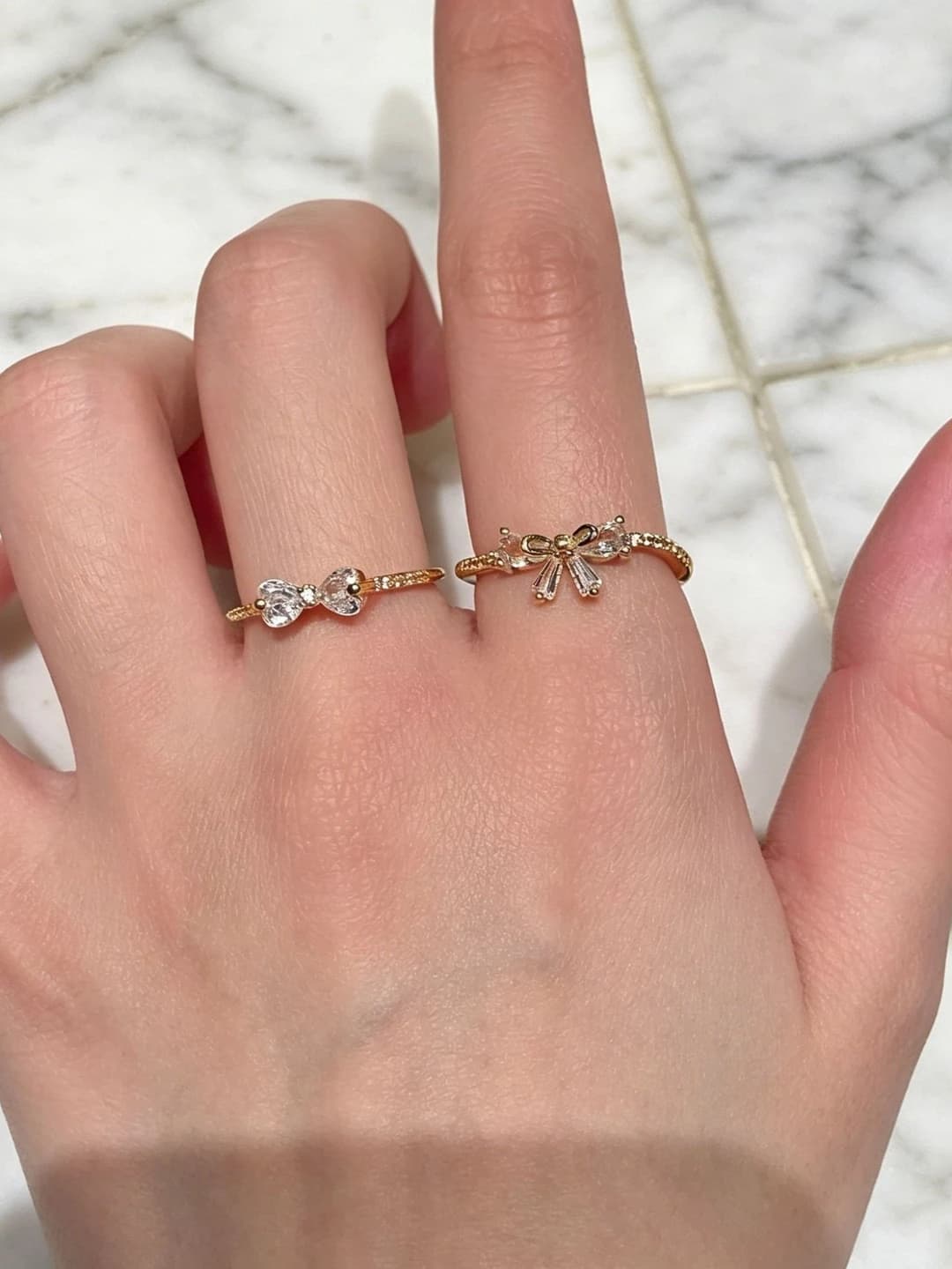 Women's adjustable open ring, geometric shape, silver-plated copper, with crystals, in light luxury style