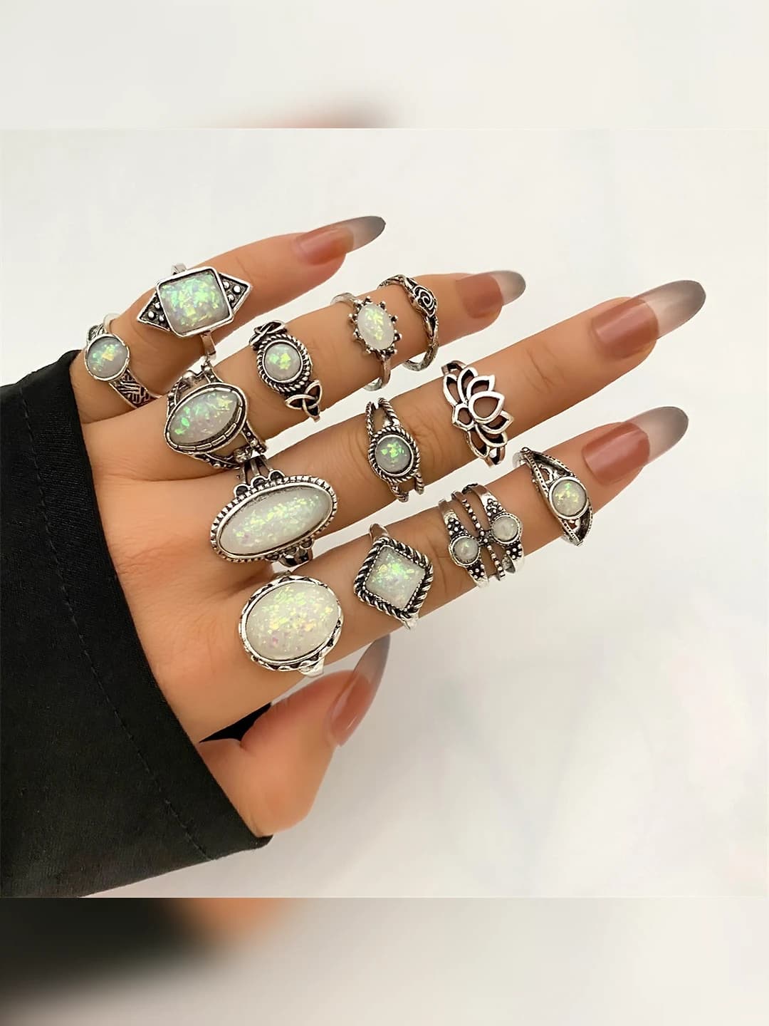 Women's retro set of 13 geometric teardrop joint rings