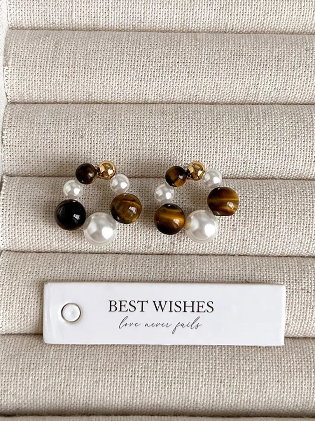 31# Tiger eye pearl studs