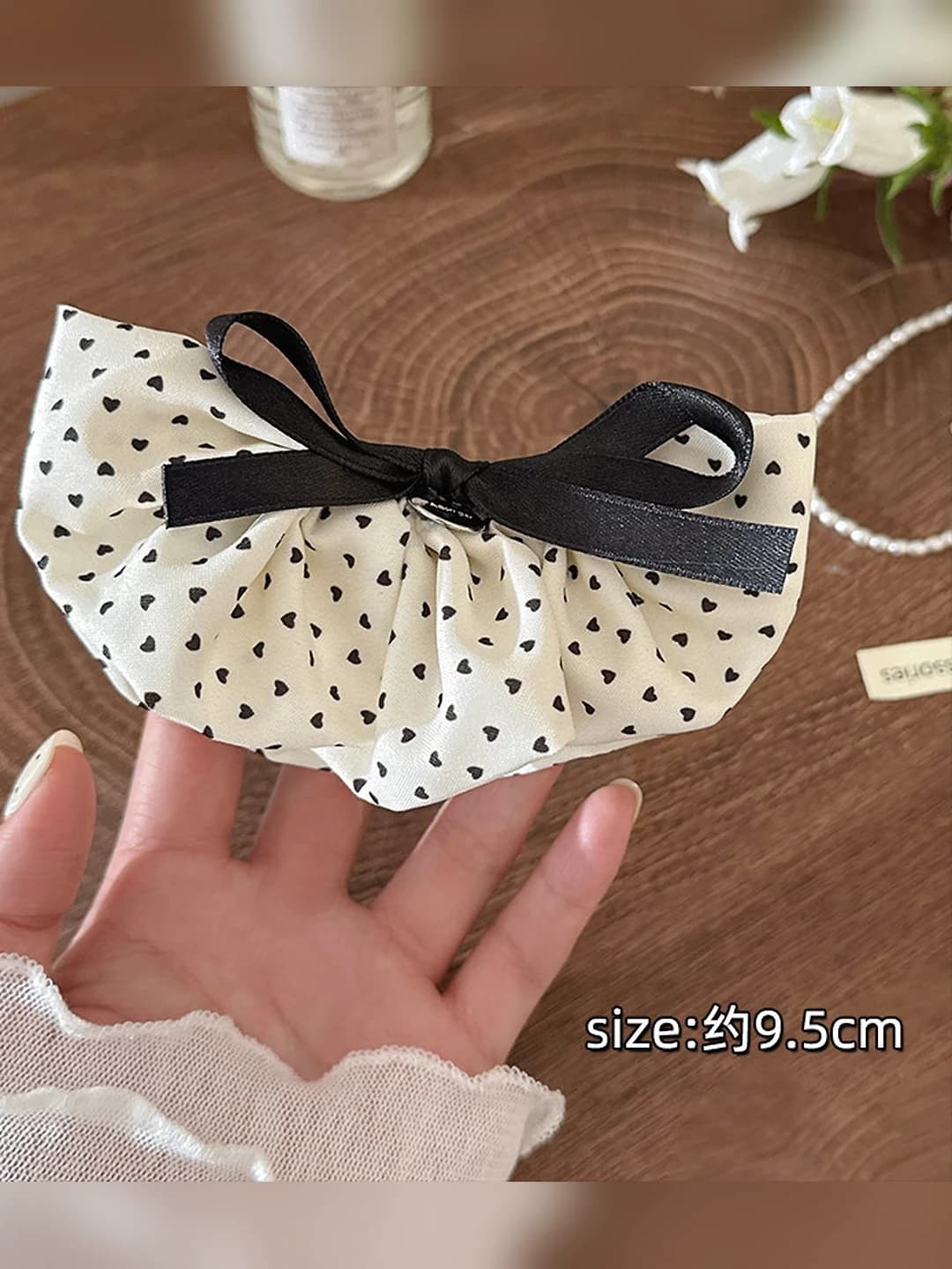 Heart white polka dot banana clip, base ~10 cm