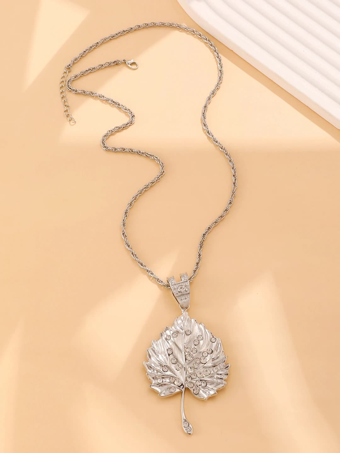KDZ-879 White