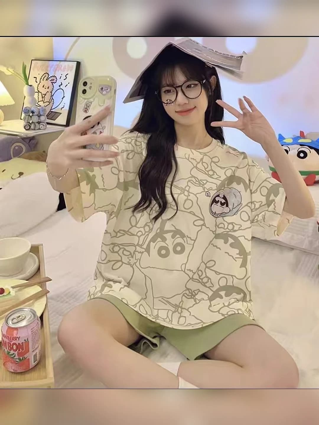 С чашкой - Шин-Чан