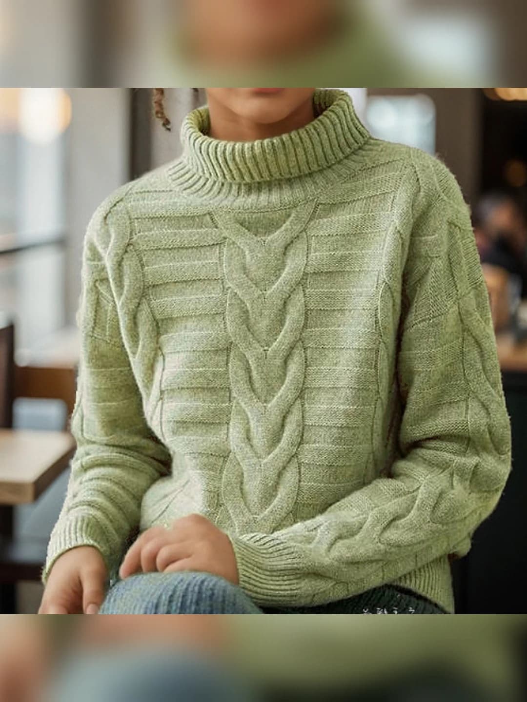 Women's cable knit pullover sweater with mock neck, long sleeve, thick knit fabric, autumn-winter