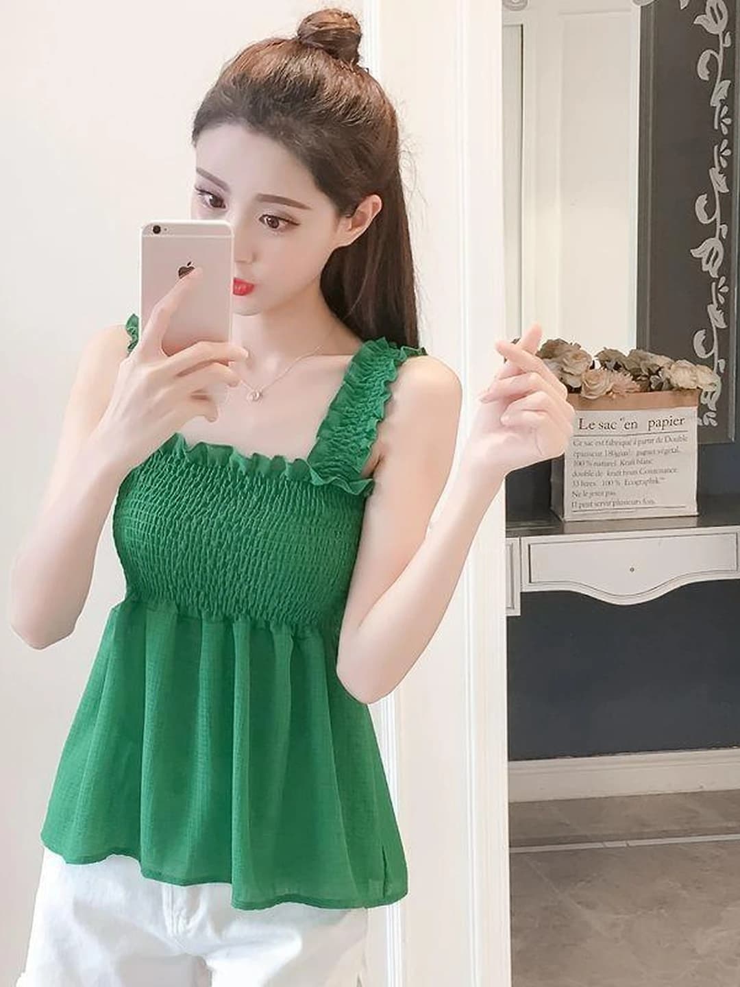 1367 Green