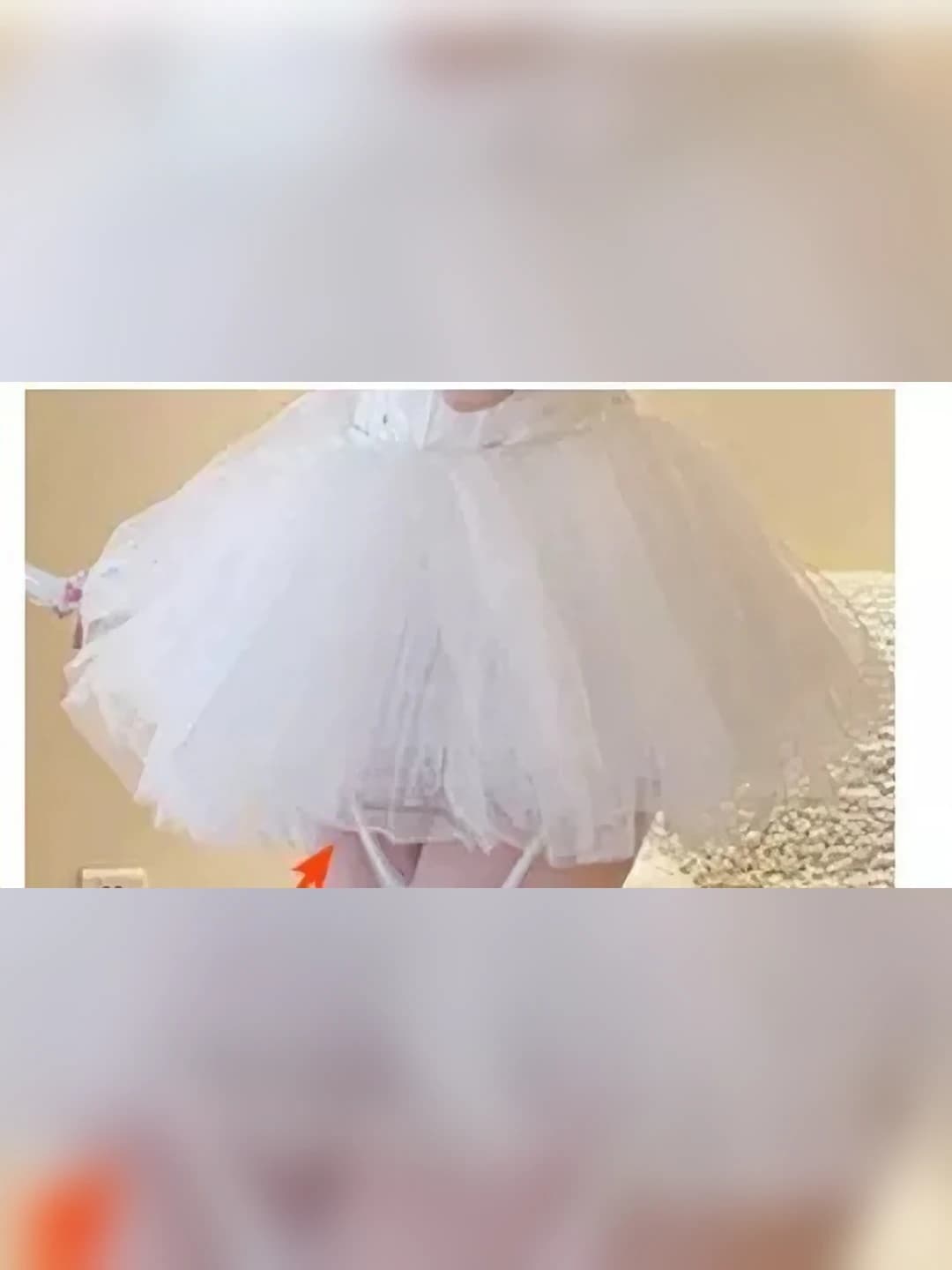 White - puff dress