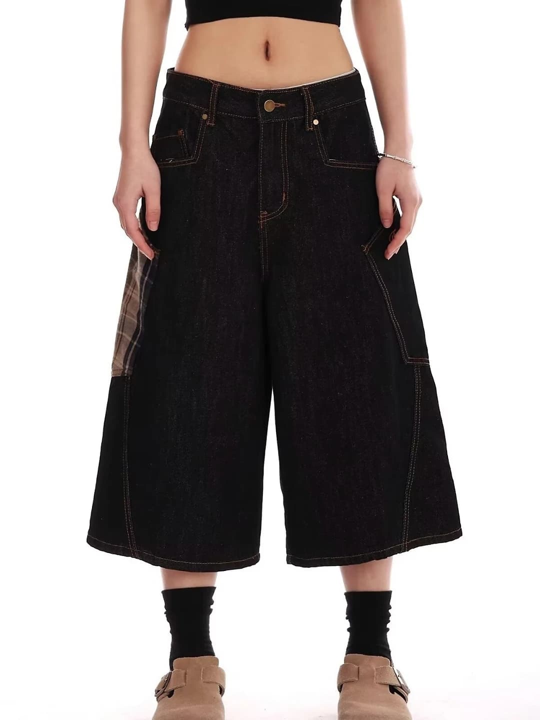 Ayollar uchun keng va klesh jinsi shimlar: retro katak, baland bel, bo'sh (oversize) to'g'ri kesim, uch chorak shim, bahor-yoz
