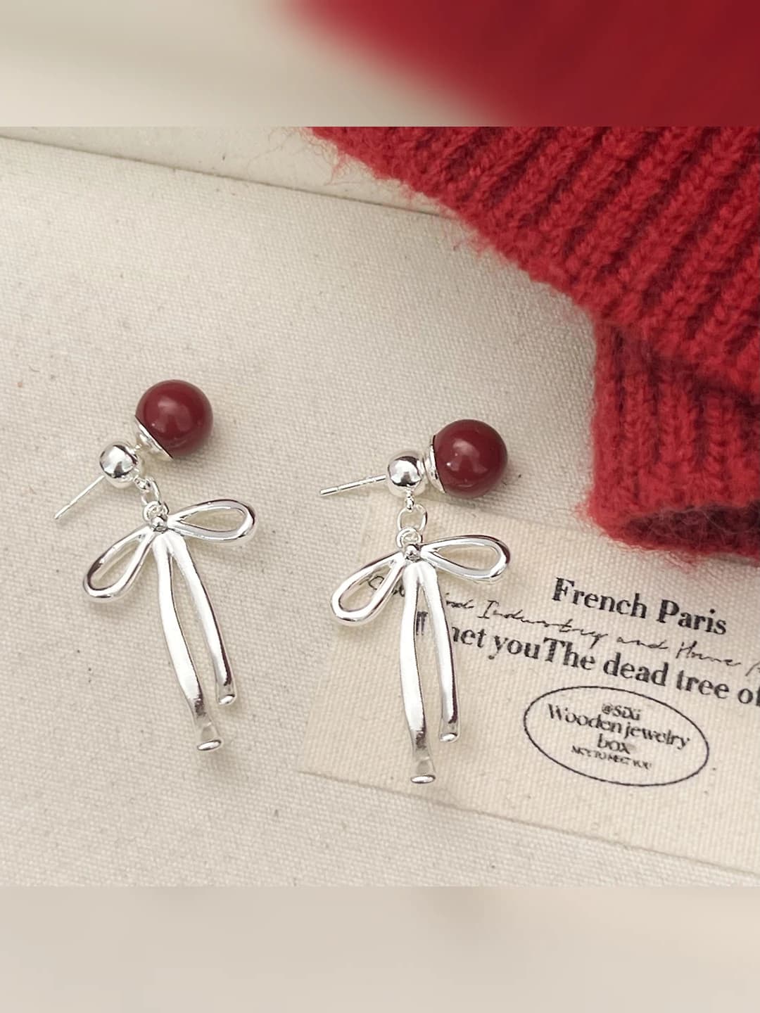 A-810-Silver with red pearl