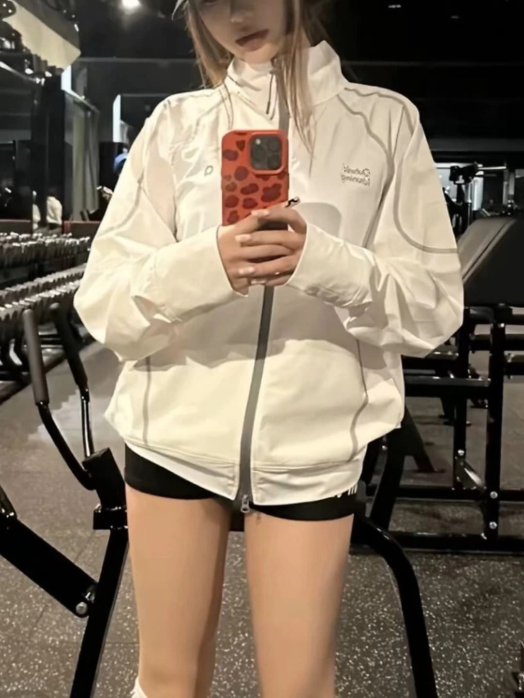 Women's summer sun-protective breathable sports light jacket and windbreaker in ice-silk fabric with polka dot pattern