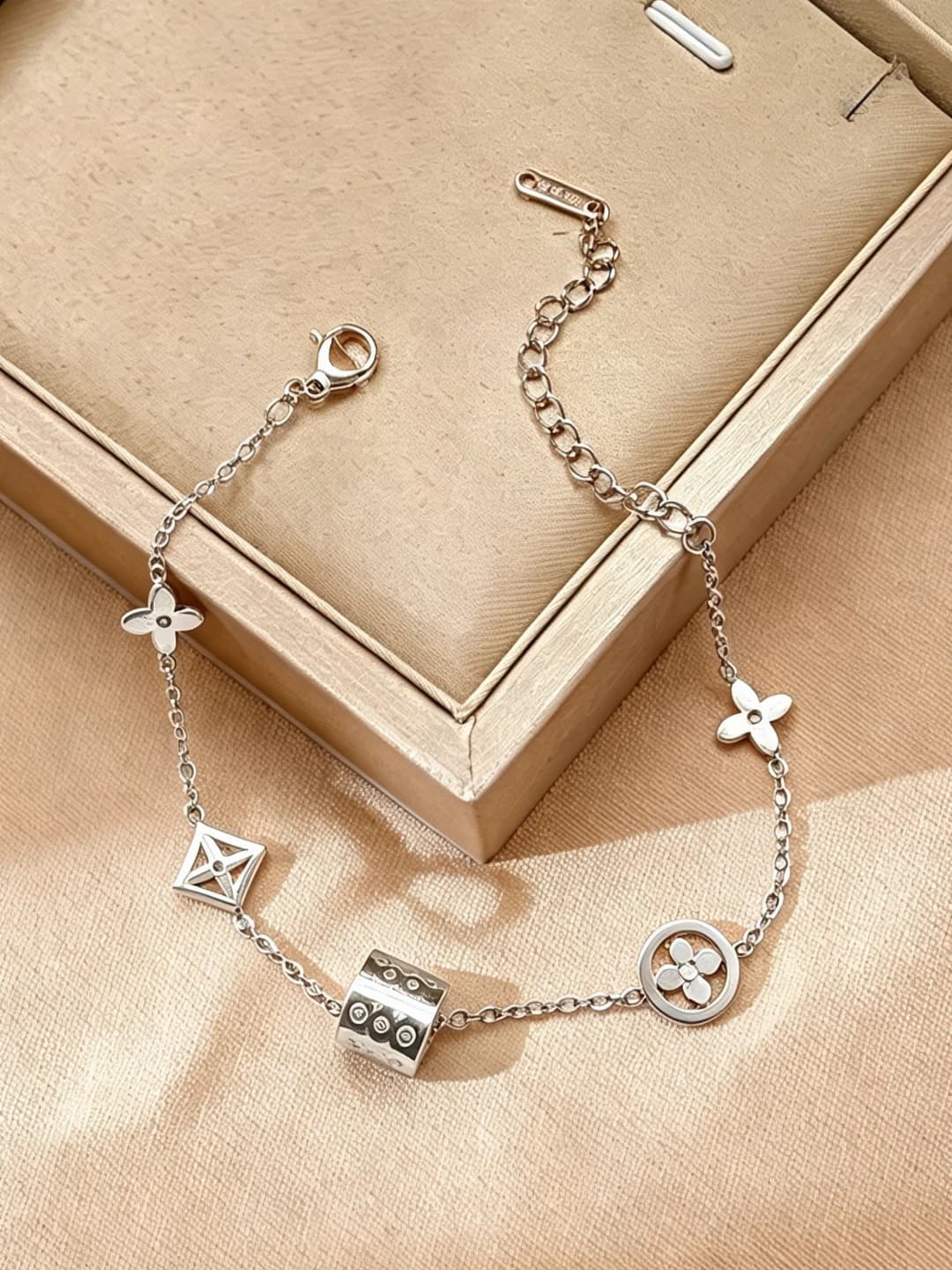 6684-Silver