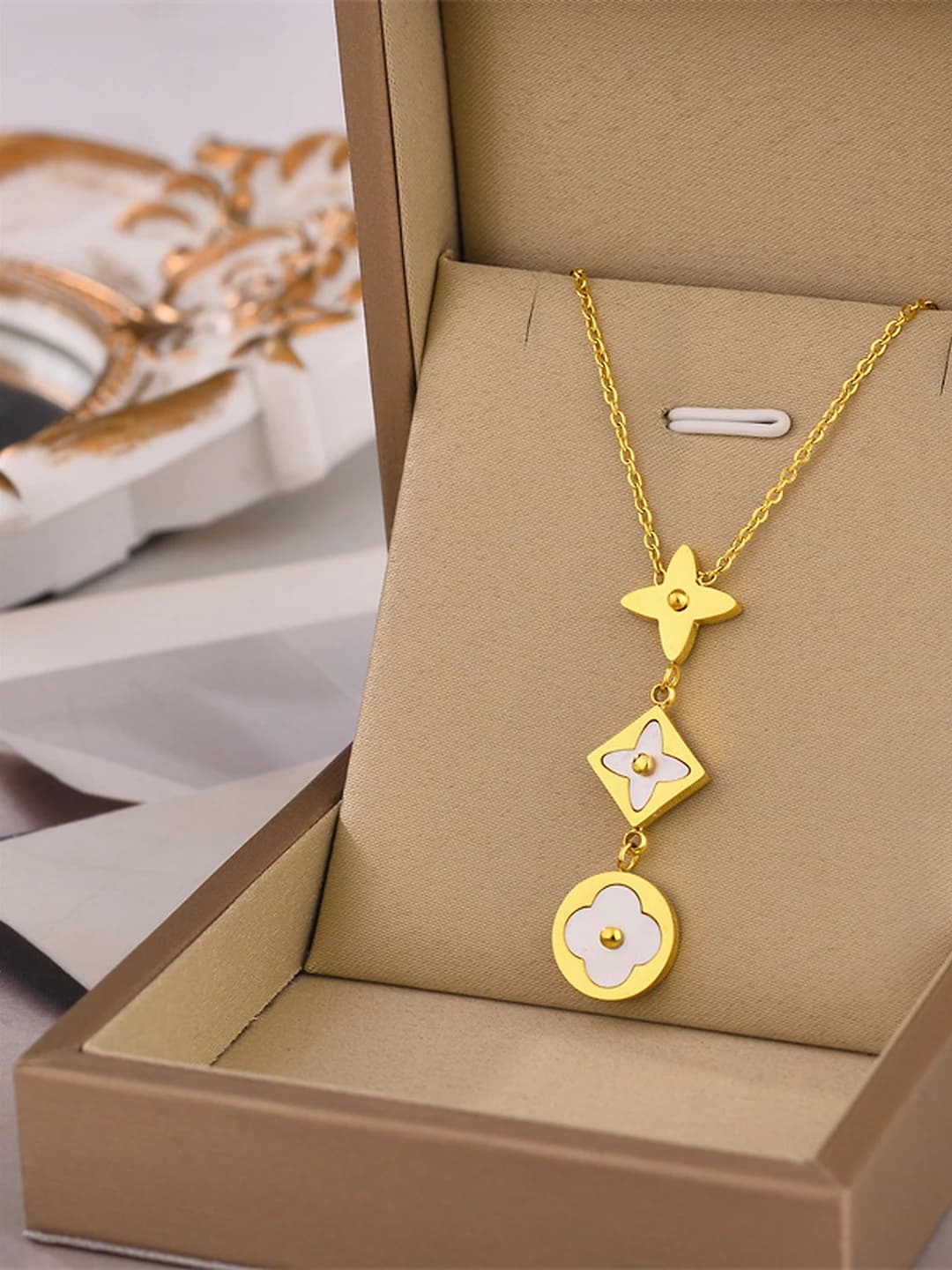 8931-Gold