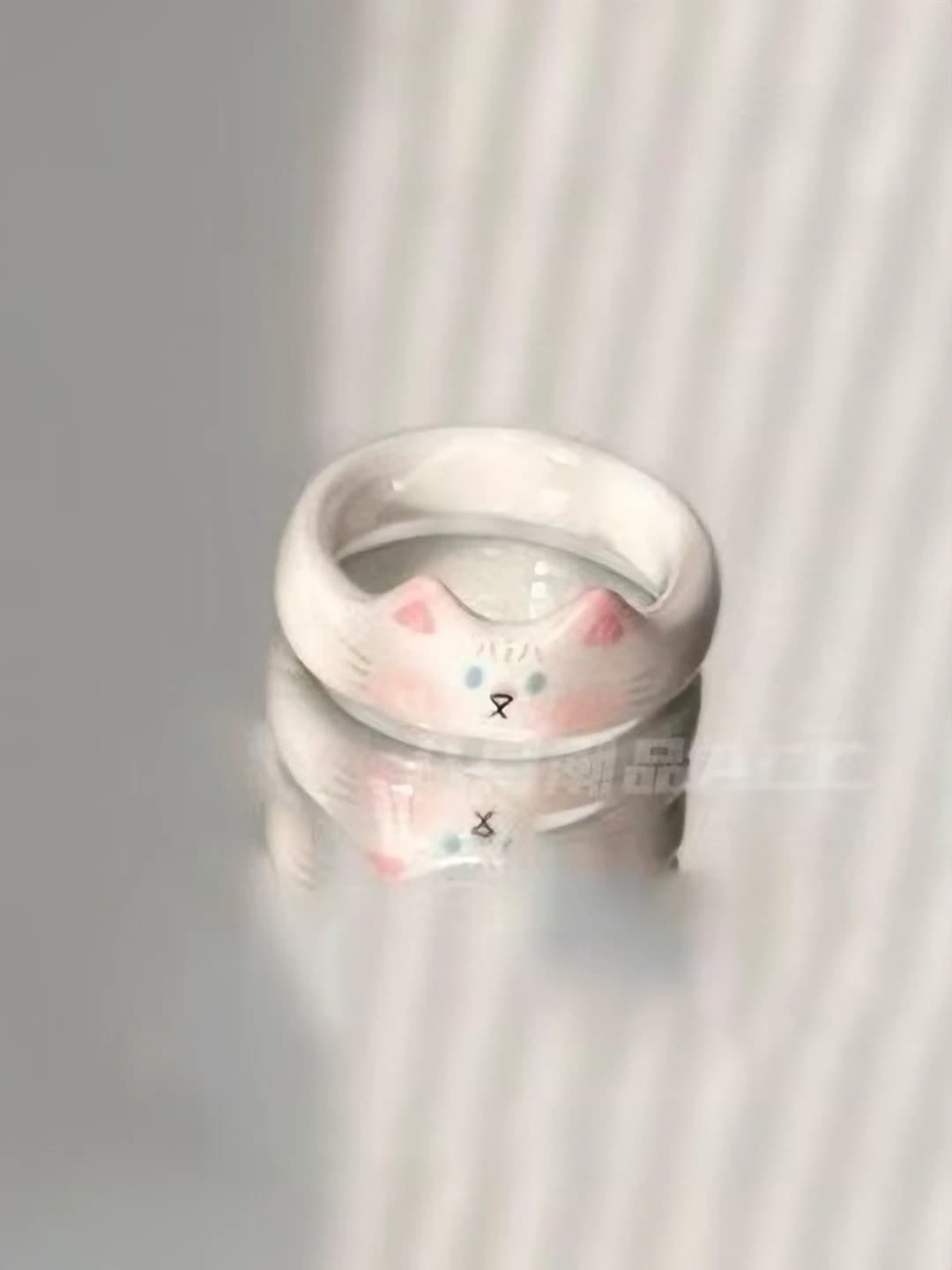 Pink-white kitten ring