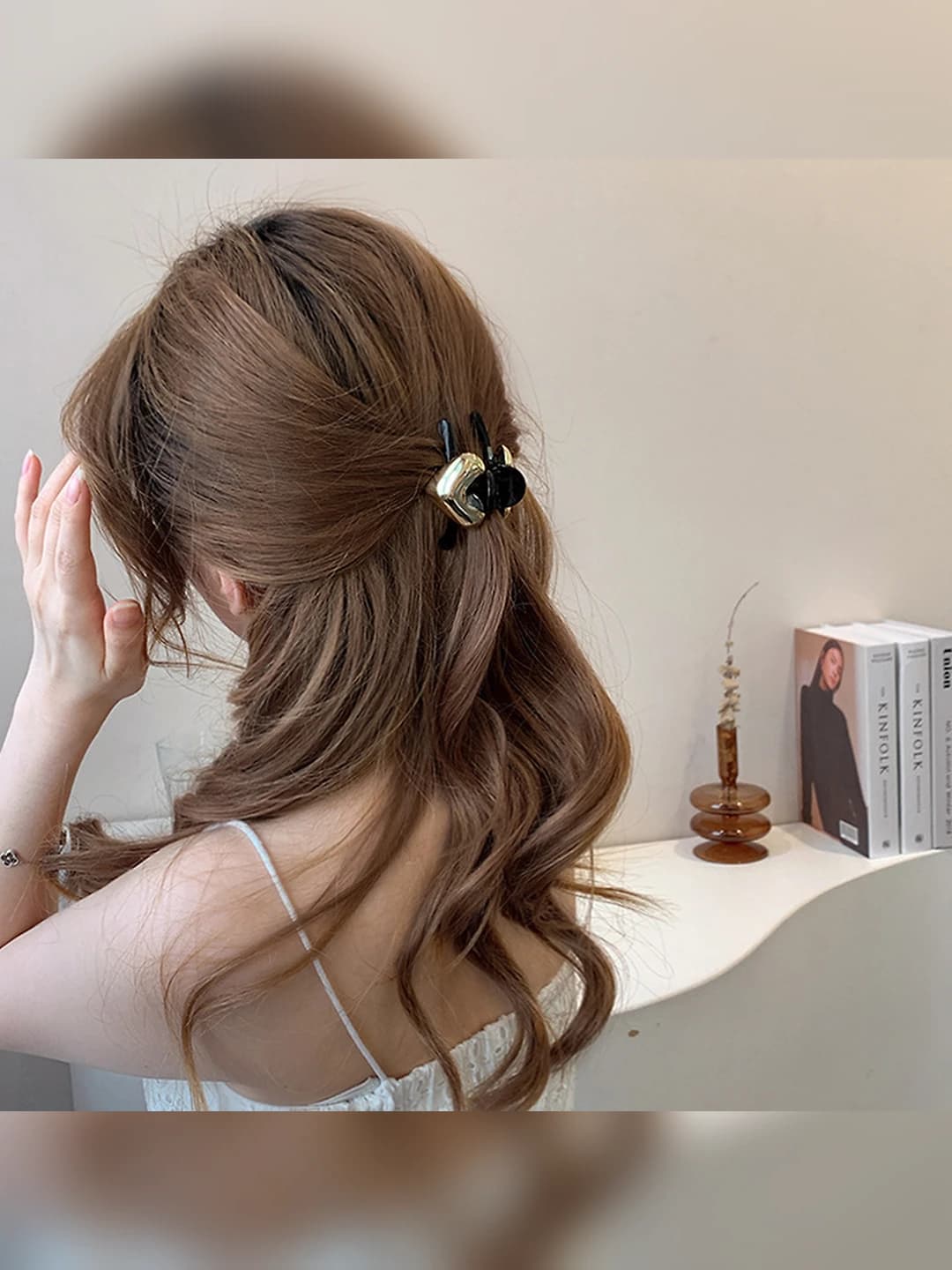 Women's retro style simple metal heart hair clip, small bang clip, headwear