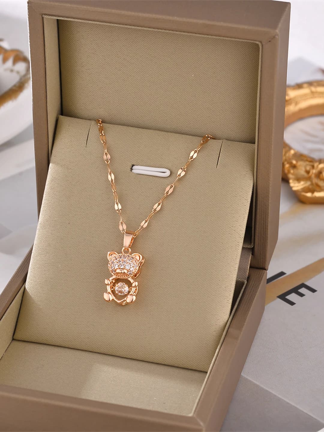8878-Roza oltin