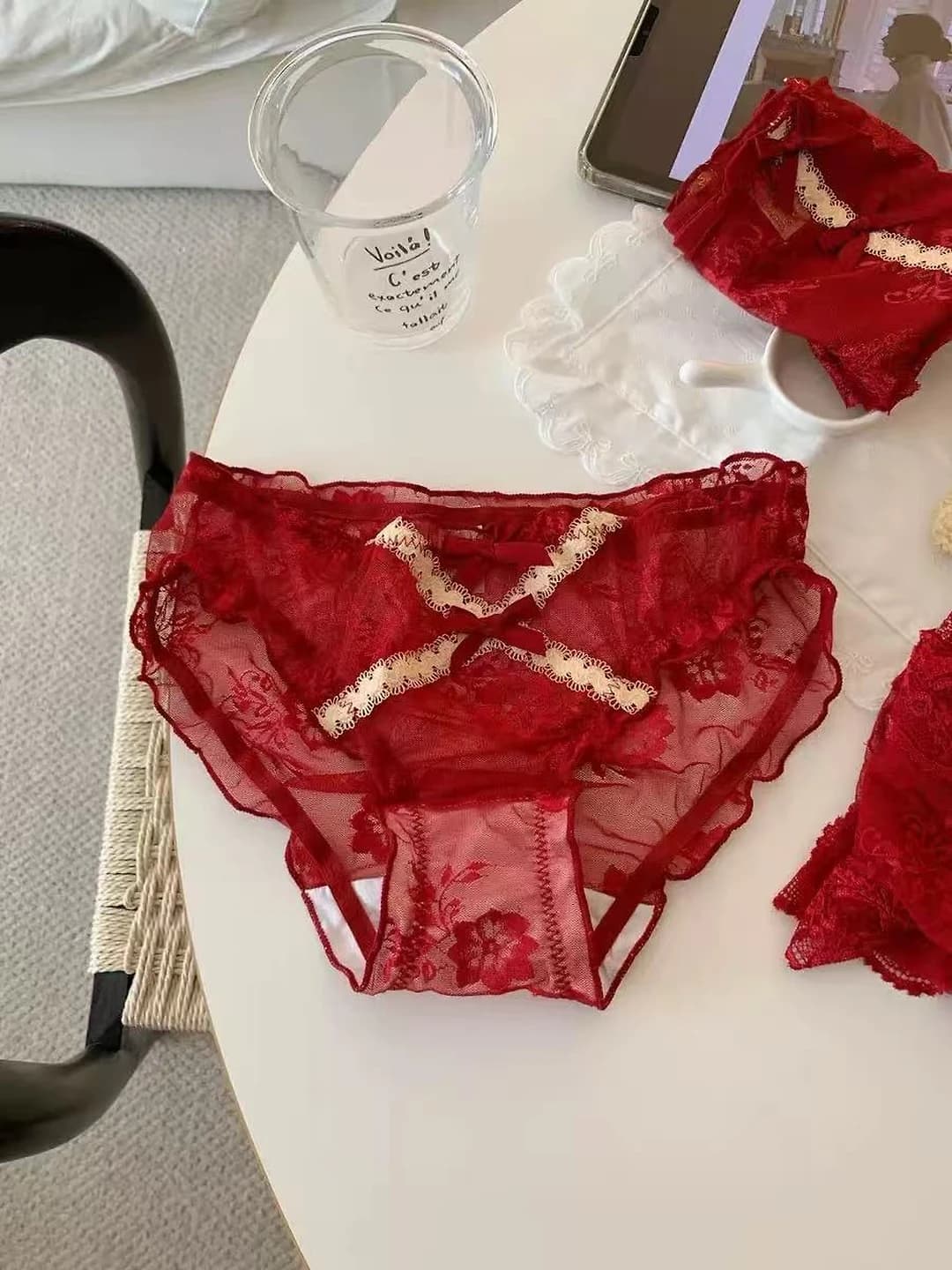 Wine red