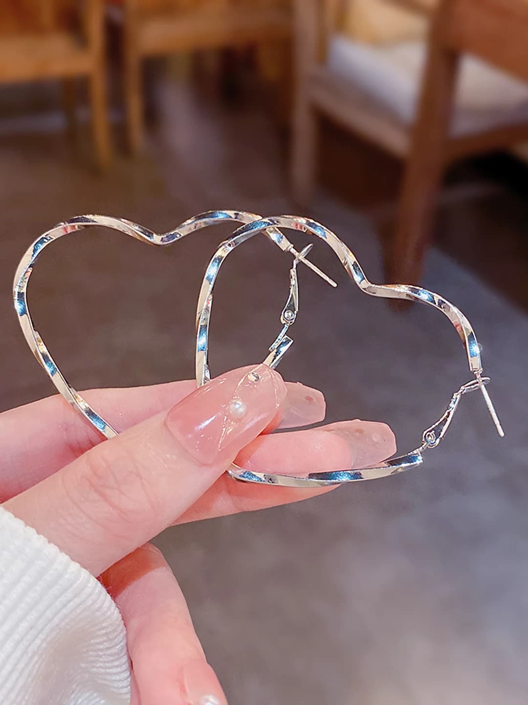 E4983, silver